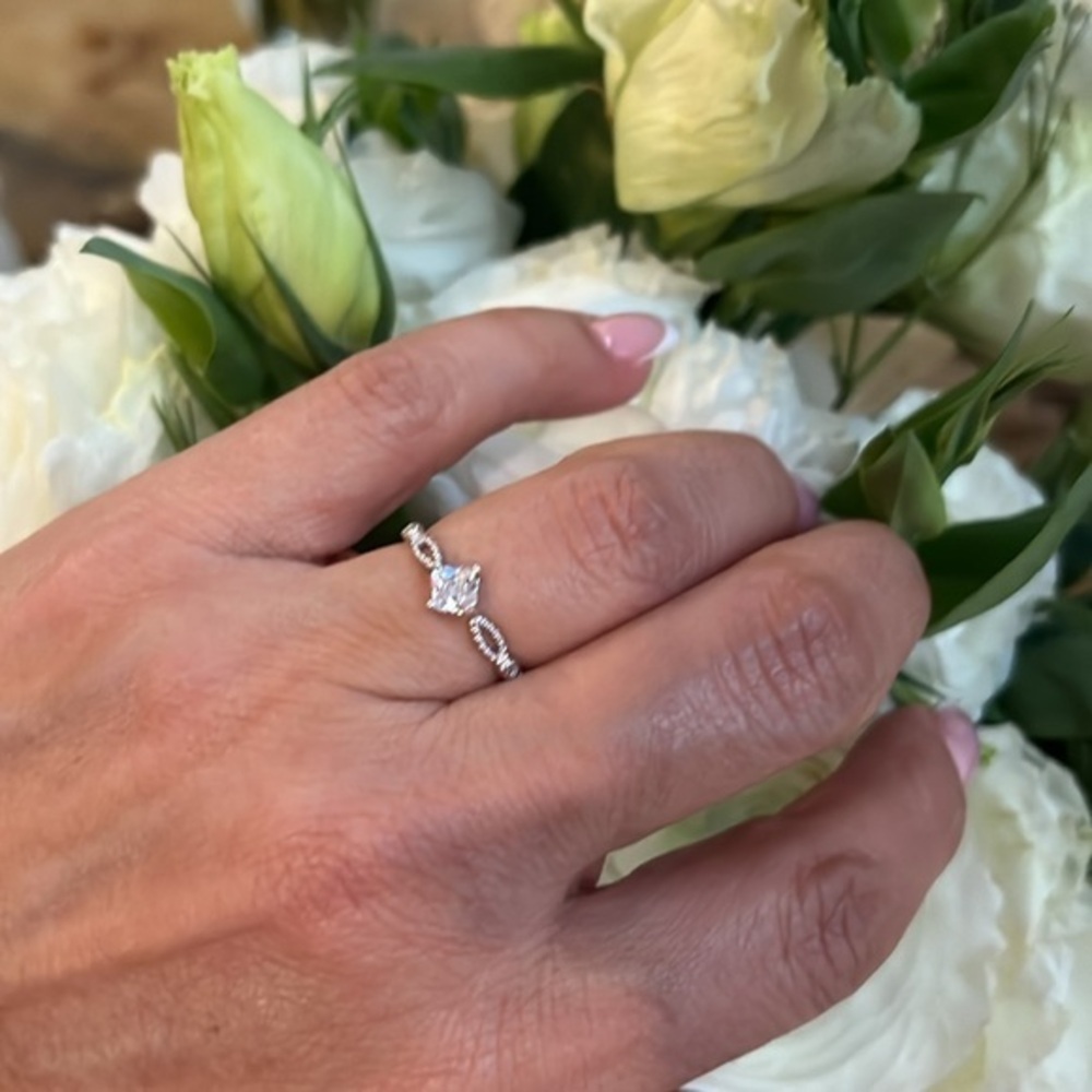 925 Sterling Silver Diamond shape Engagement Ring with CZ Stones sz 5 6 7 8 9